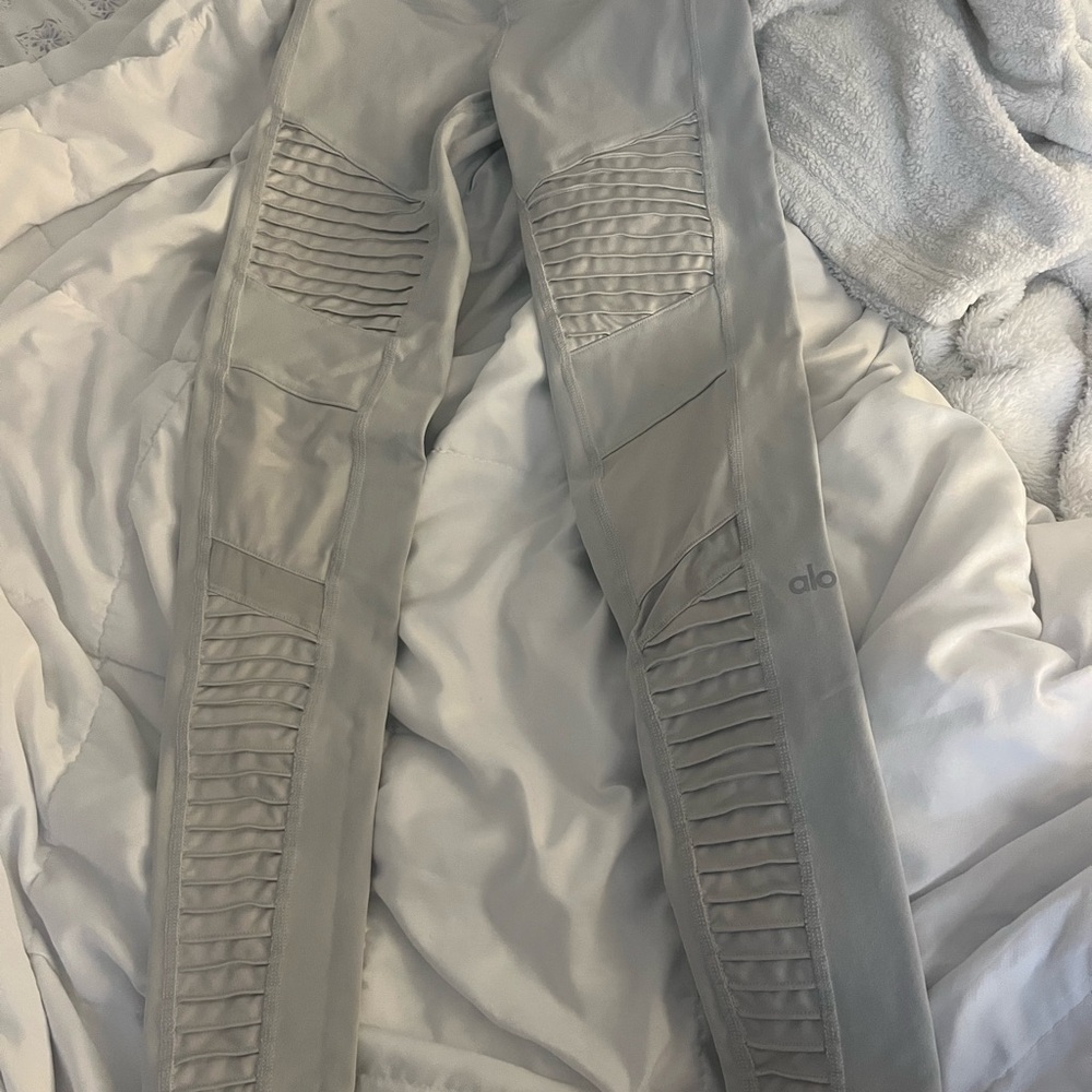Alo Gray Moto Leggings